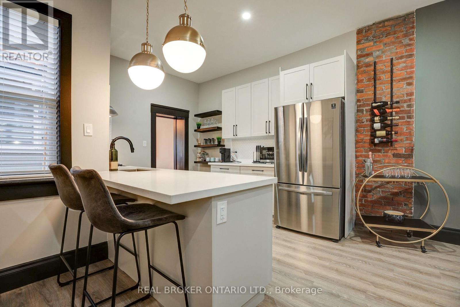 Photo 32 of 10 York Street, Orangeville ON