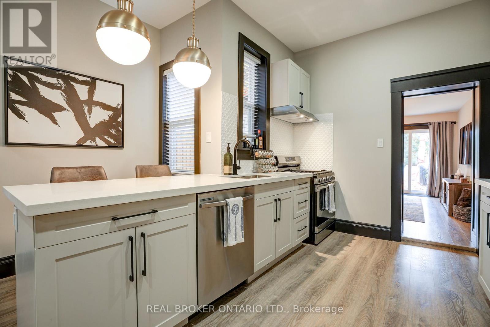Photo 17 of 10 York Street, Orangeville ON