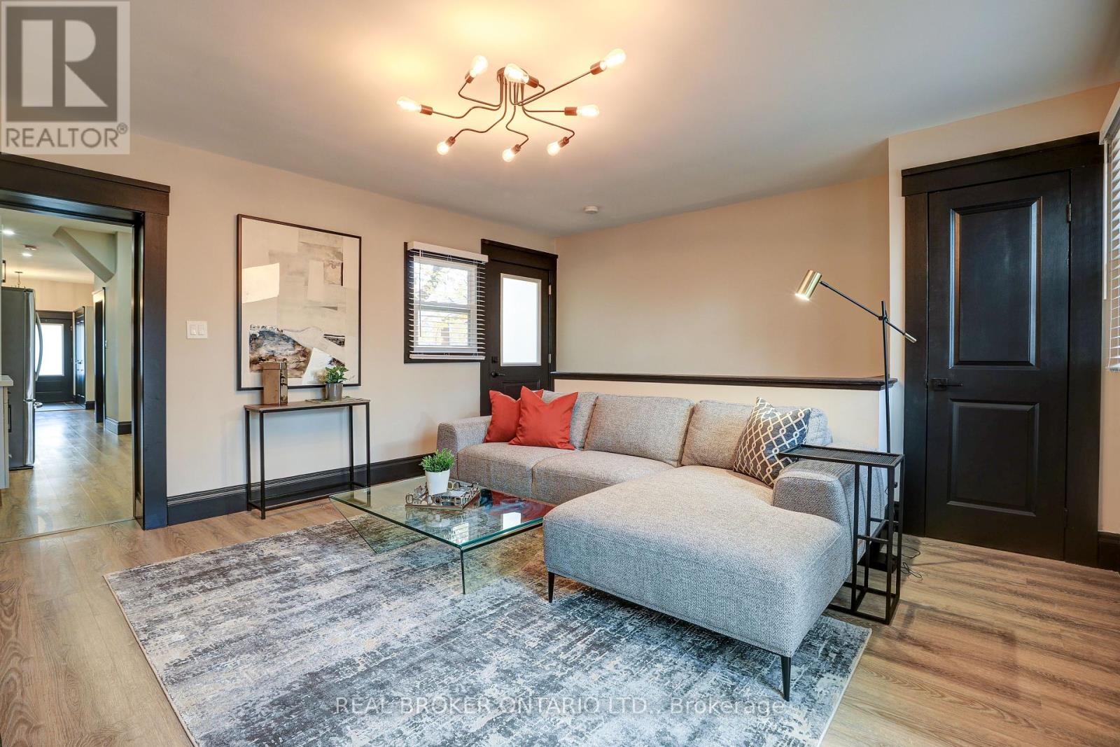 Photo 19 of 10 York Street, Orangeville ON