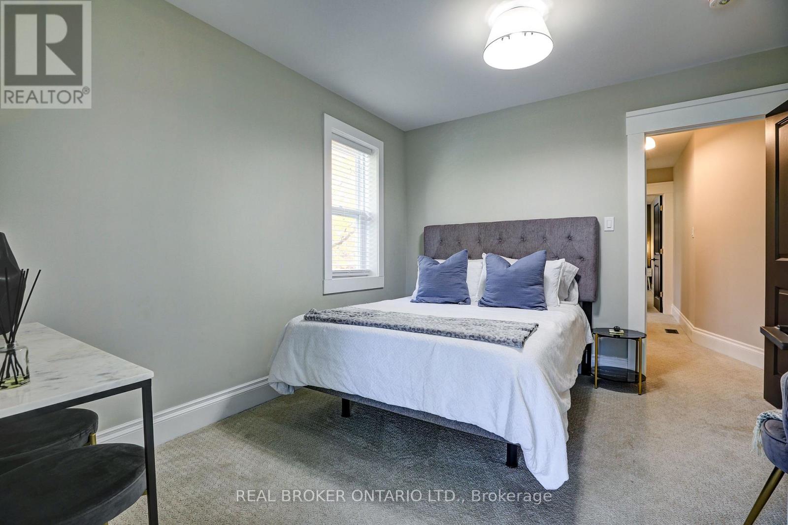 Photo 12 of 10 York Street, Orangeville ON