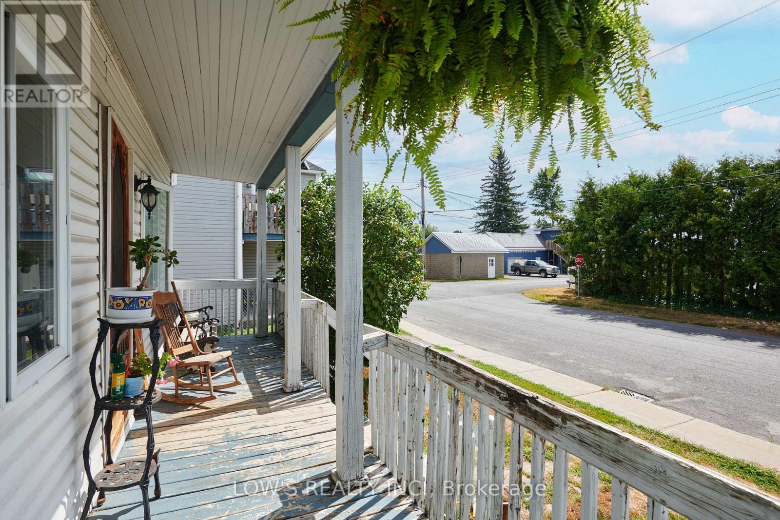 Photo 19 of 414 Telegraph Street, Alfred And Plantagenet ON