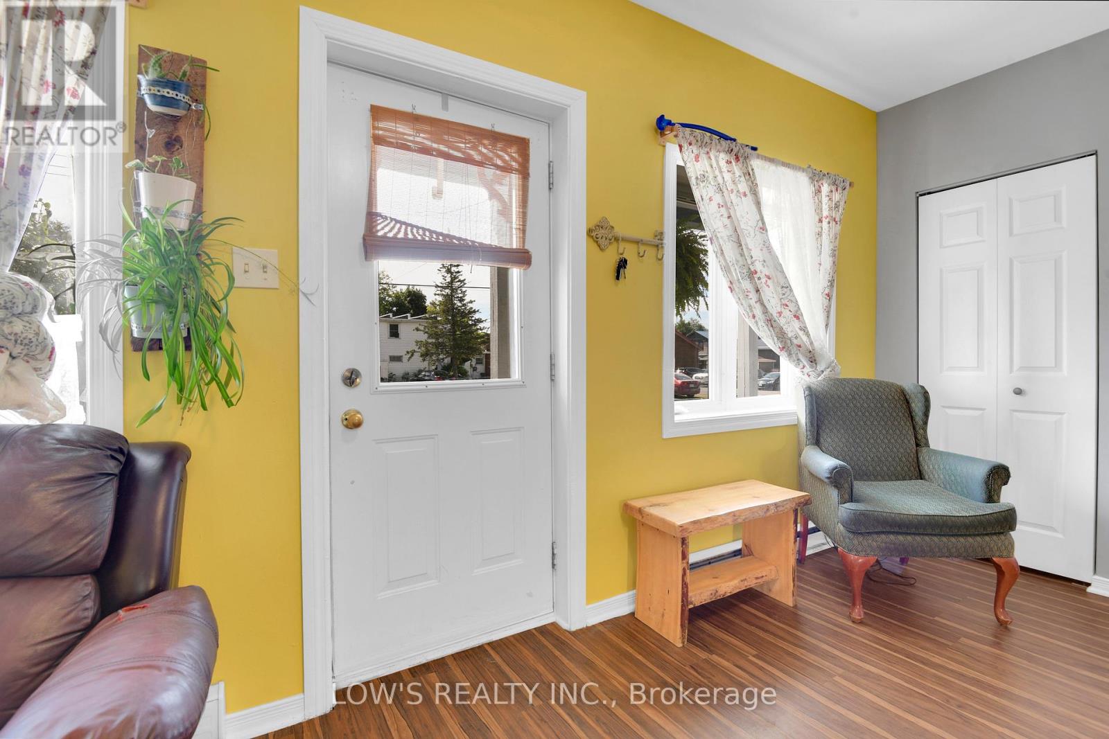 Photo 10 of 414 Telegraph Street, Alfred And Plantagenet ON