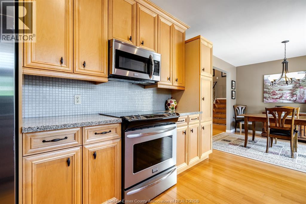 Photo 14 of 137 Mccallum Drive, Kingsville ON