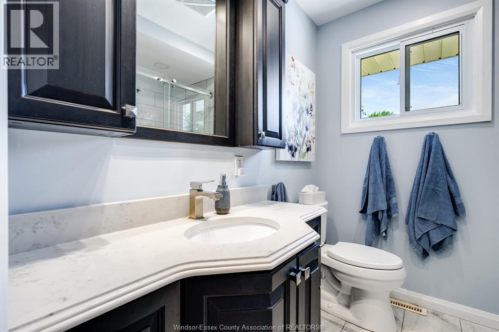 Photo 18 of 137 Mccallum Drive, Kingsville ON