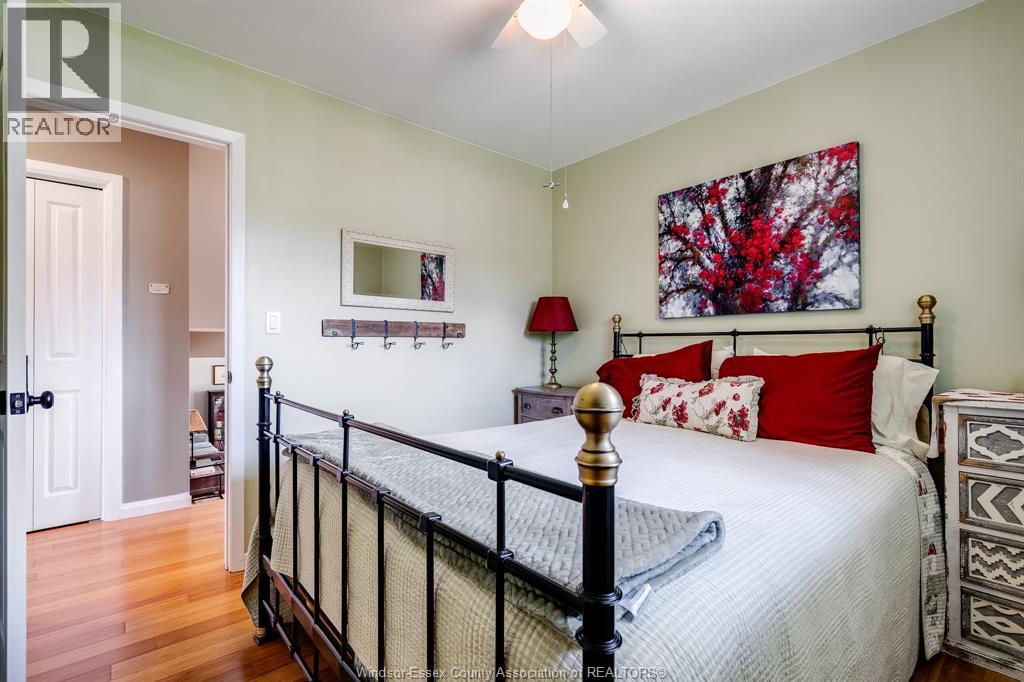 Photo 20 of 137 Mccallum Drive, Kingsville ON