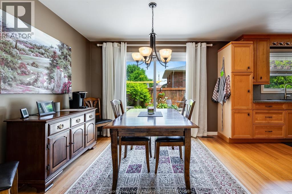 Photo 7 of 137 Mccallum Drive, Kingsville ON