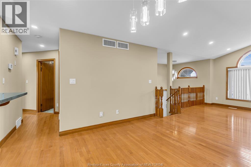 Photo 13 of 4277 Spago Crescent, Windsor ON