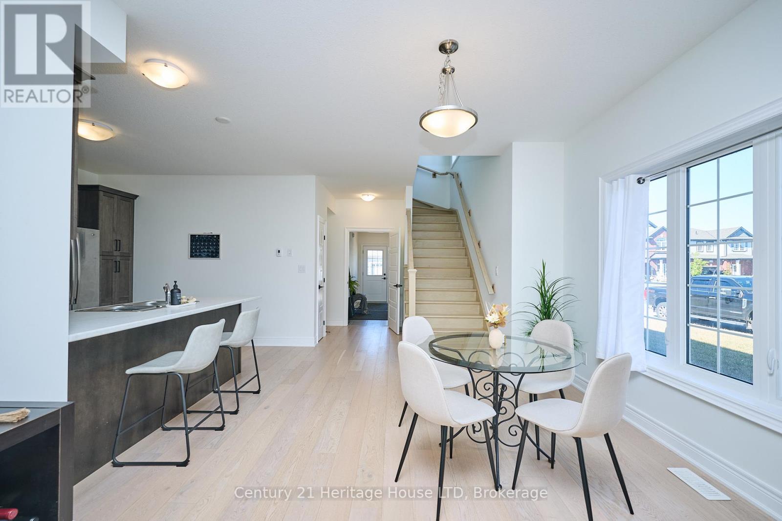 Photo 11 of 439 Viking Street, Fort Erie ON
