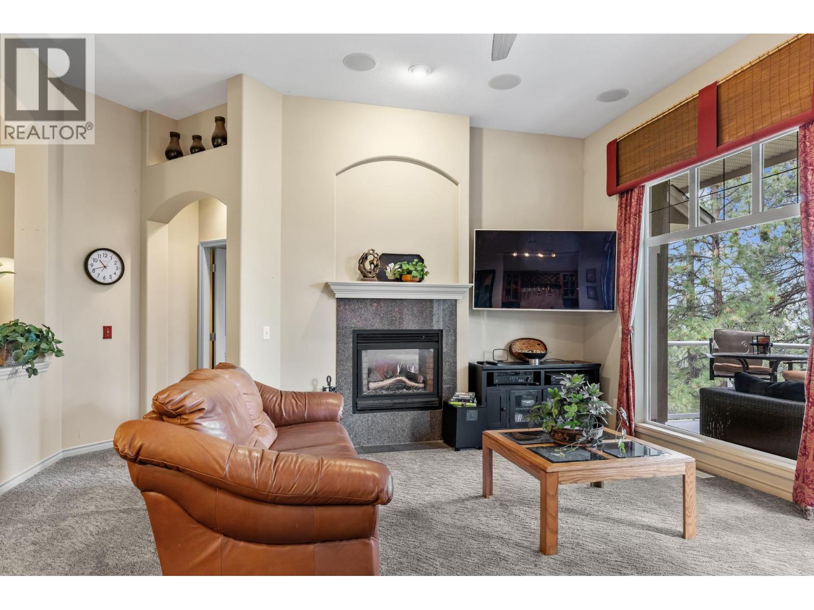 2 4520 GALLAGHER'S Lookout, Kelowna
