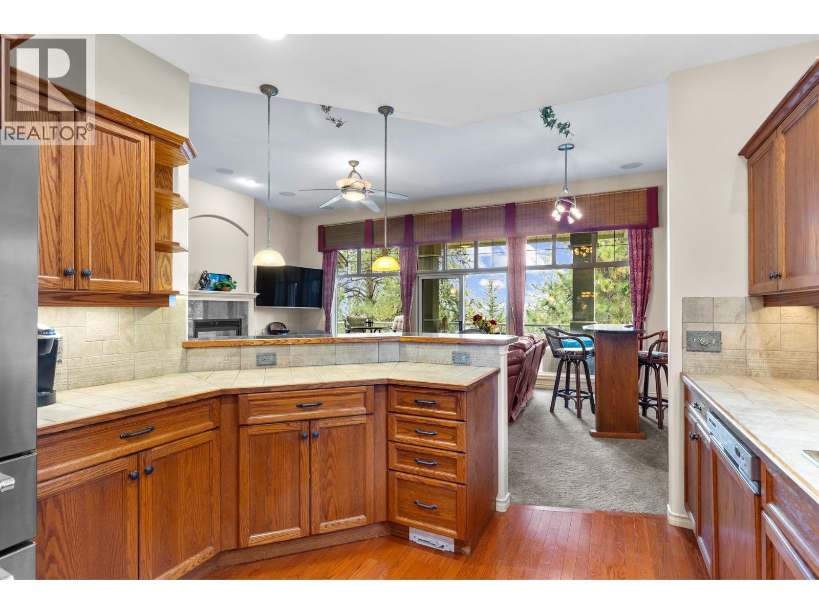 2 4520 GALLAGHER'S Lookout, Kelowna