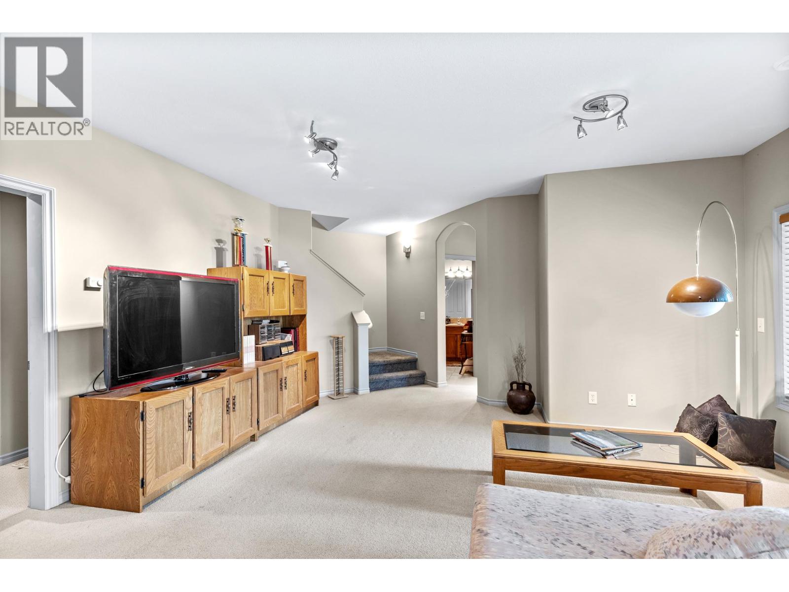 2 4520 GALLAGHER'S Lookout, Kelowna