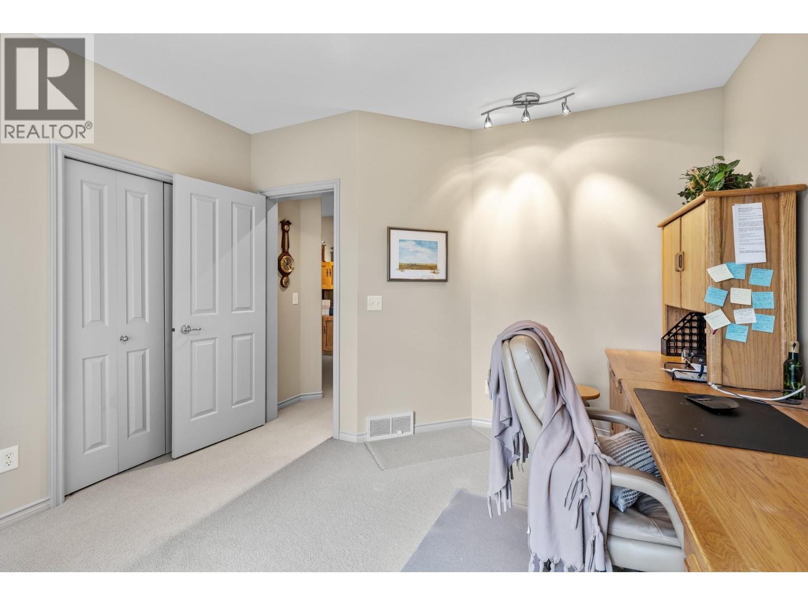 2 4520 GALLAGHER'S Lookout, Kelowna