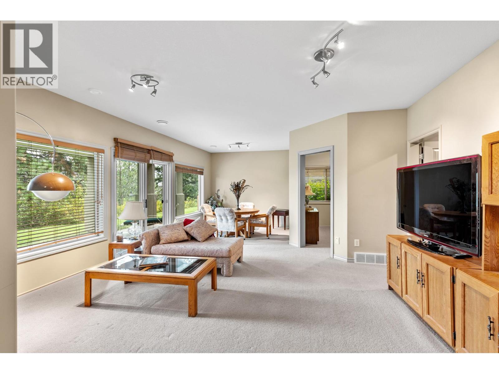 2 4520 GALLAGHER'S Lookout, Kelowna