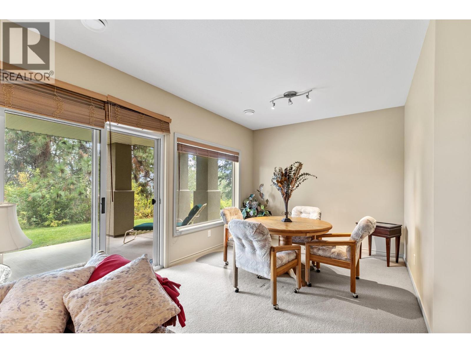 2 4520 GALLAGHER'S Lookout, Kelowna
