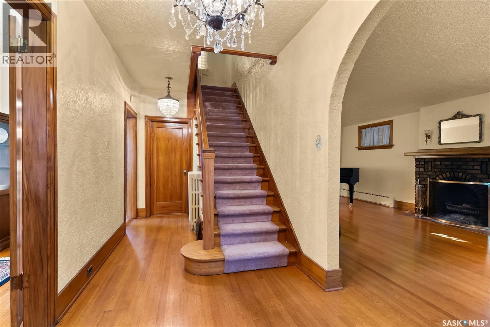 Photo 9 of 3115 Angus Street, Regina SK