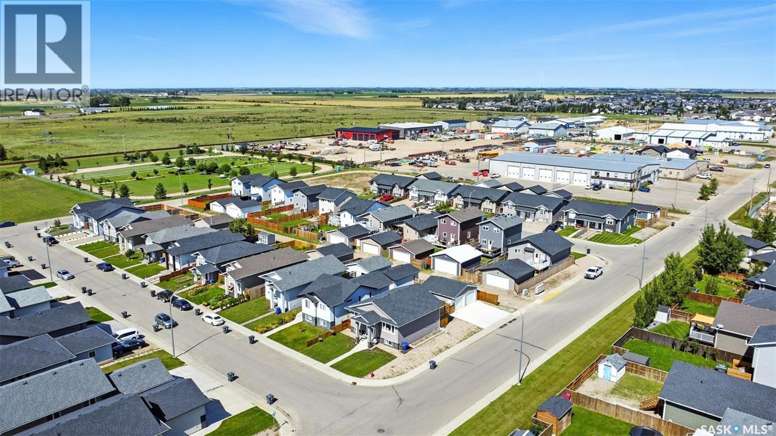 Photo 33 of 200 Reddekopp Lane, Warman SK