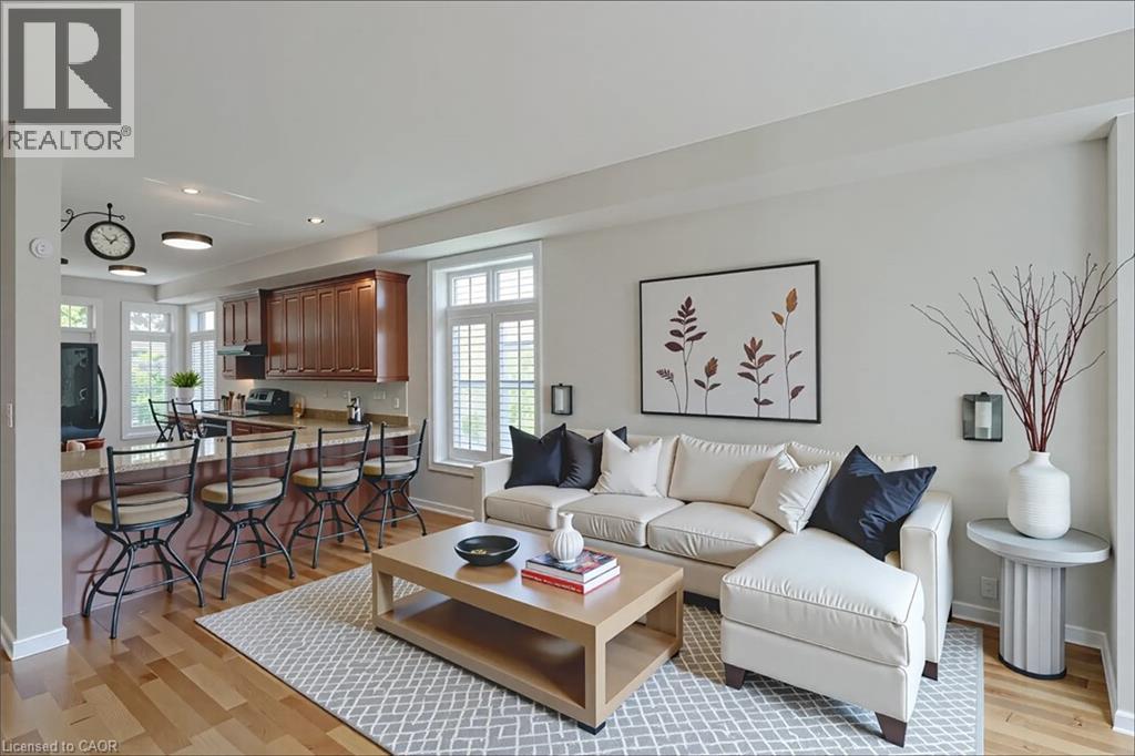 Photo 11 of 18 Sunnycroft Court, Waterdown ON