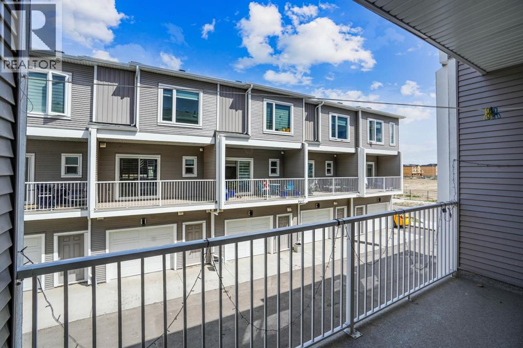 Single Family House for Sale in  Saddlepeace Crescent NE Saddle Ridge Calgary 