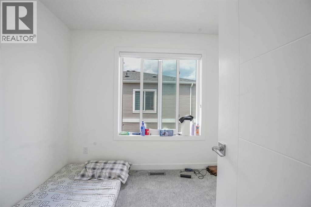 Single Family House for Sale in  Saddlepeace Crescent NE Saddle Ridge Calgary 