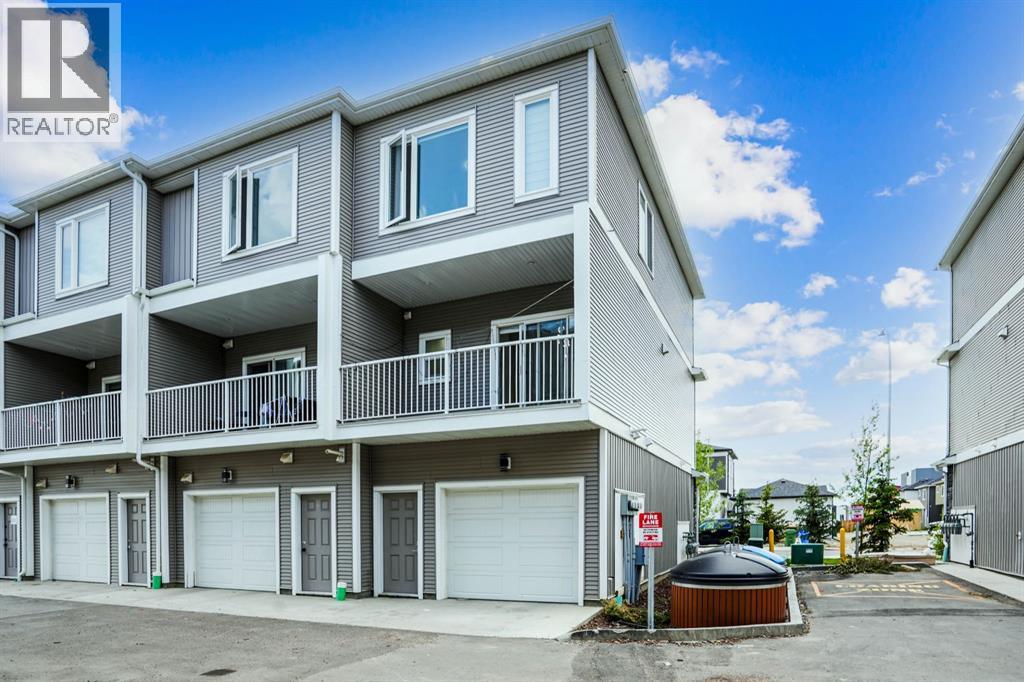 Single Family House for Sale in  Saddlepeace Crescent NE Saddle Ridge Calgary 