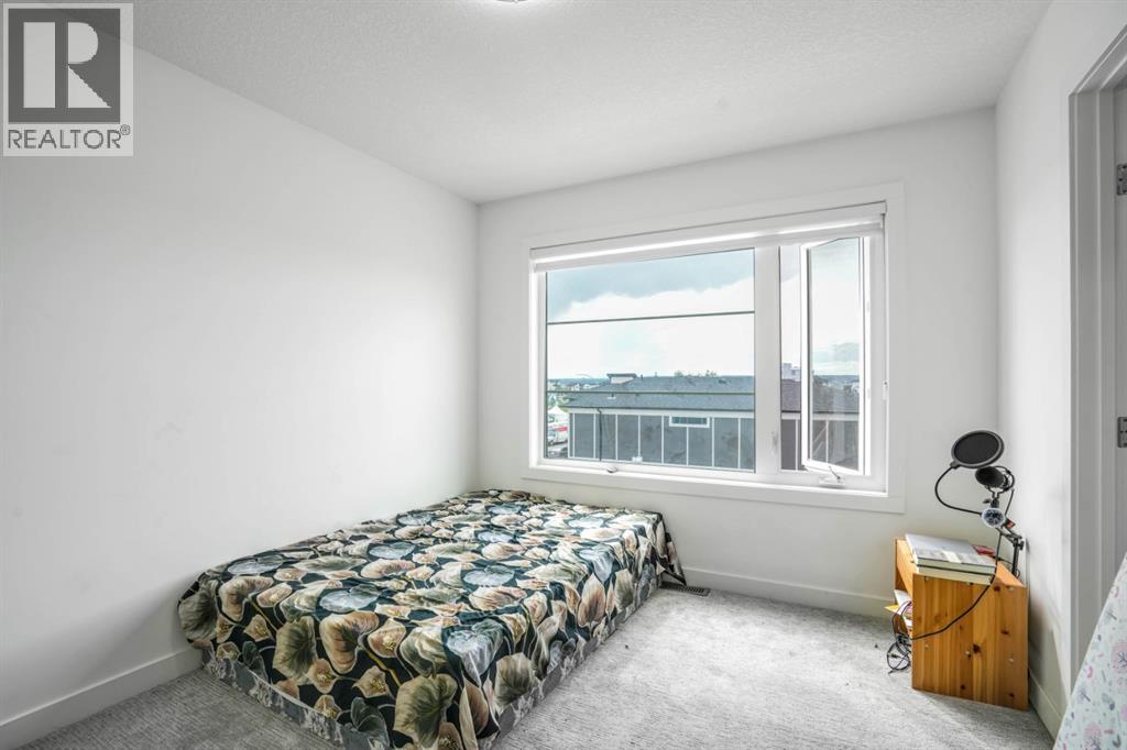 Single Family House for Sale in  Saddlepeace Crescent NE Saddle Ridge Calgary 