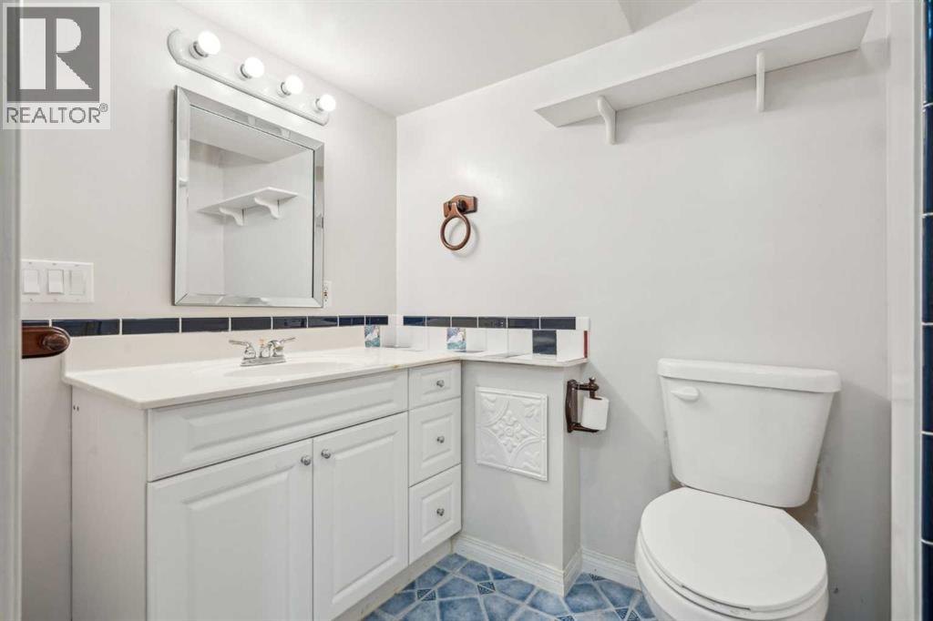 Single Family House Bi-level for Sale in  Saddlemead Road NE Saddle Ridge Calgary 