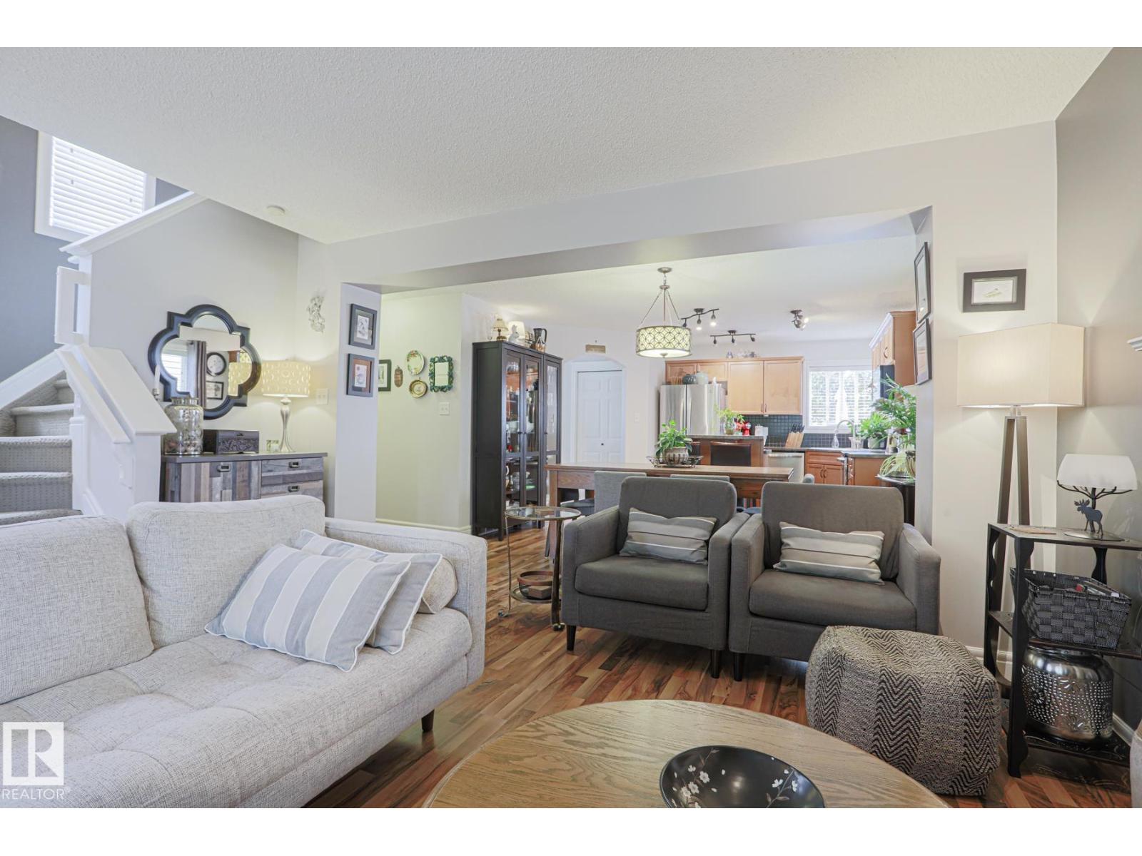 Photo 9 of 12039 18 Av Sw, Edmonton AB
