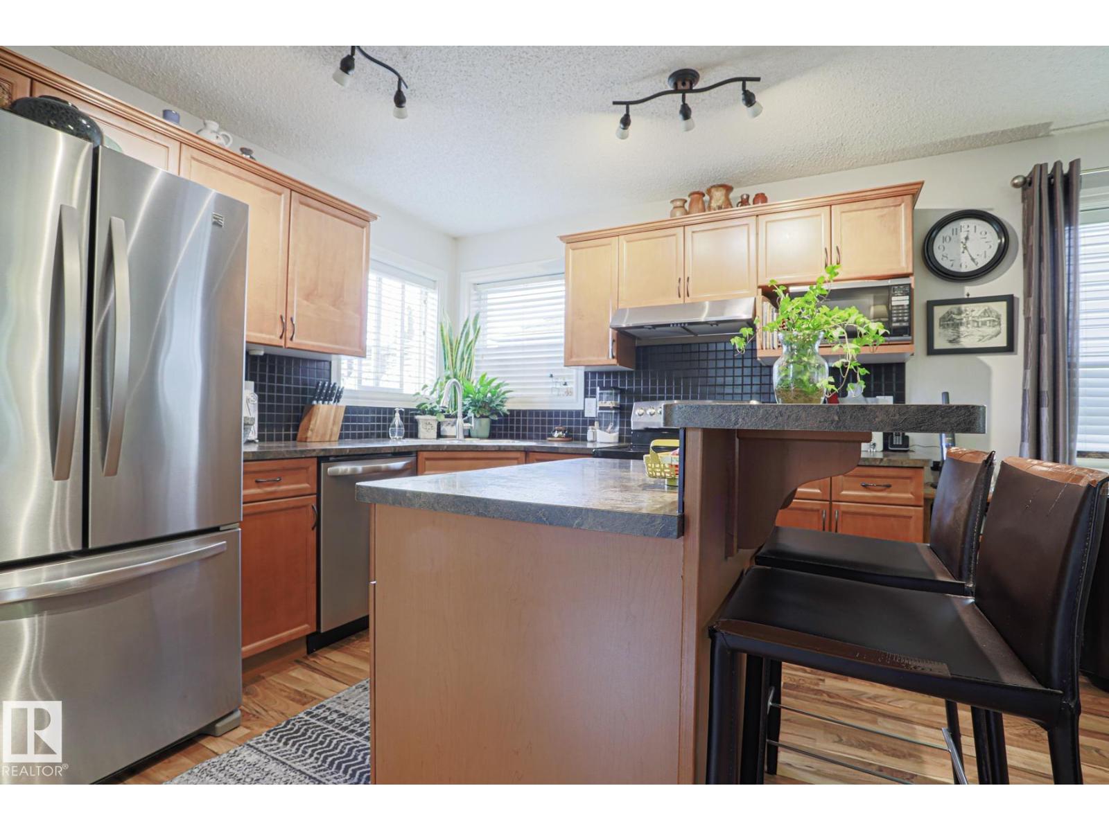 Photo 19 of 12039 18 Av Sw, Edmonton AB