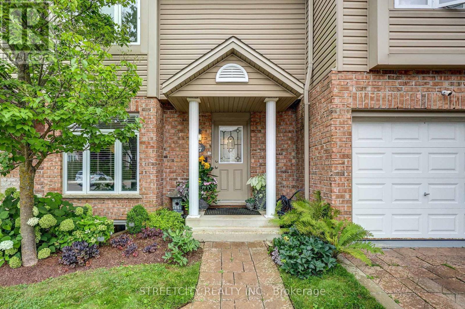 Photo 28 of 47 1320 Savannah Drive, London North ON