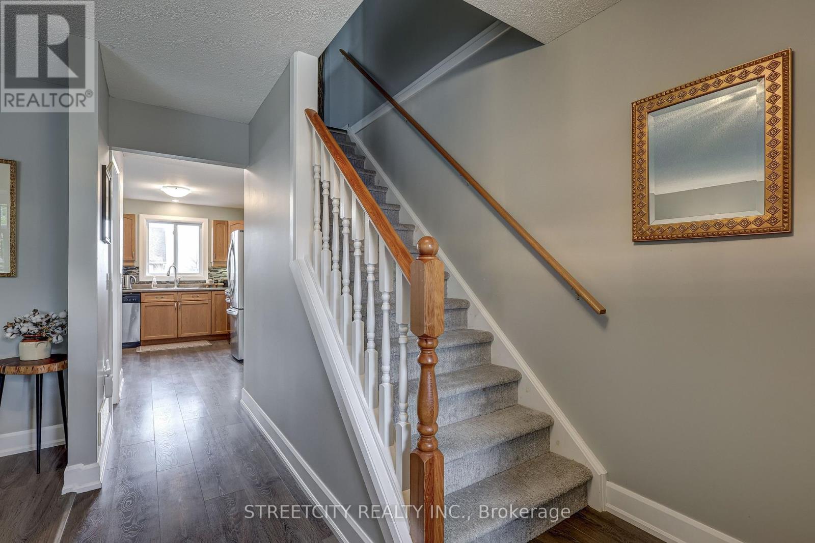 Photo 1 of 47 1320 Savannah Drive, London North ON