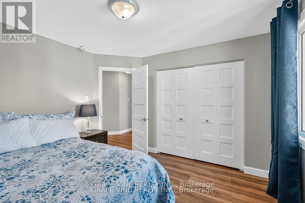Photo 6 of 414 Provence Avenue, Russell ON