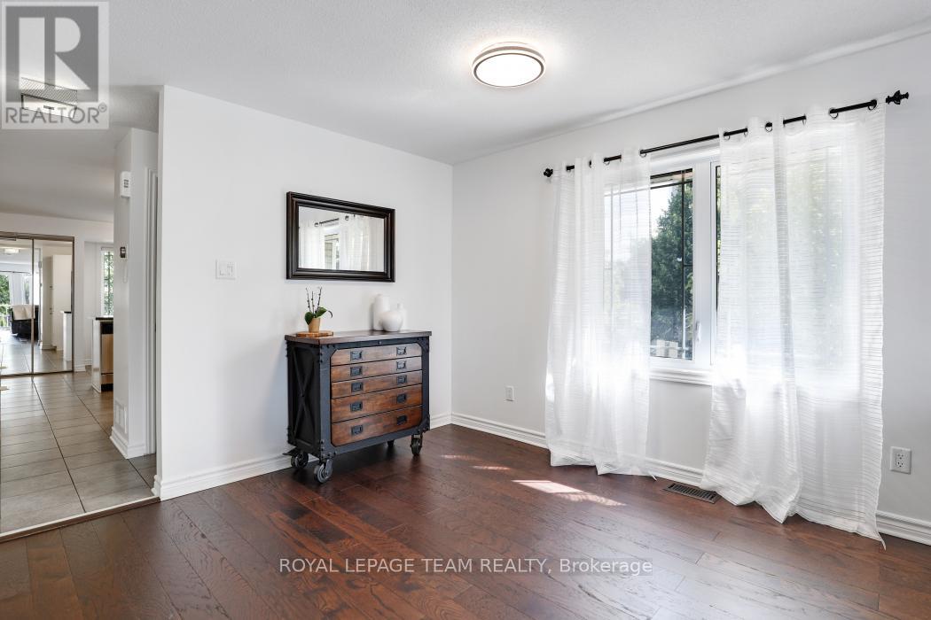 Photo 20 of A 560 Chapman Mills Drive, Ottawa ON