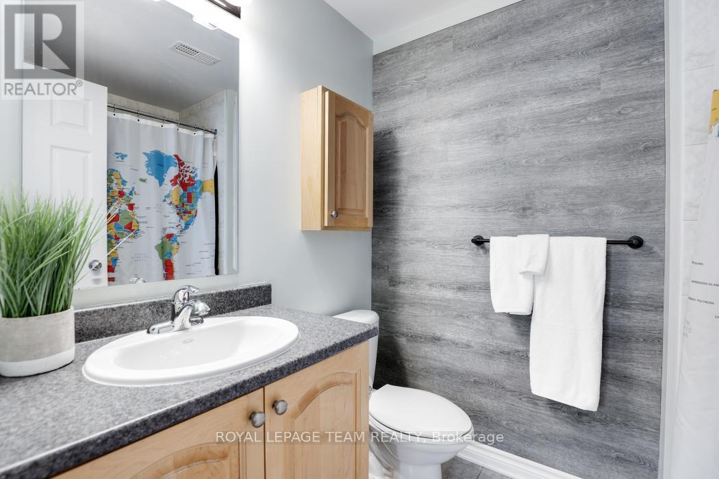 Photo 31 of A 560 Chapman Mills Drive, Ottawa ON
