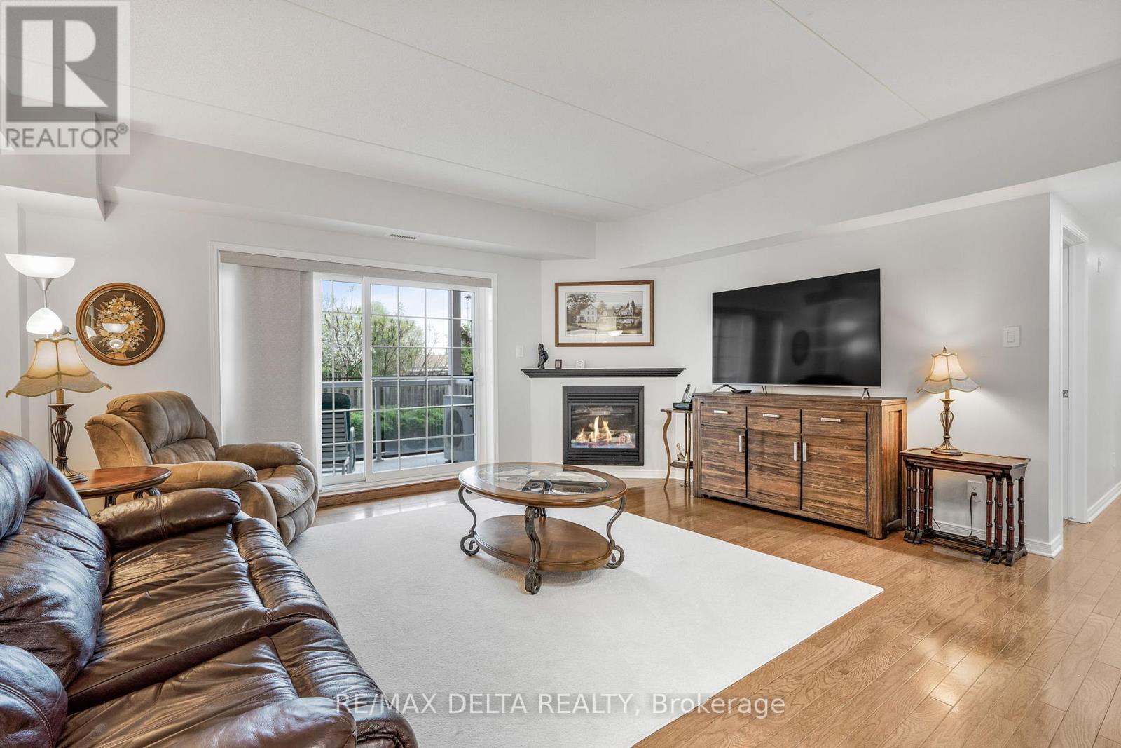 Photo 4 of 104 2360 Albert Street, Clarencerockland ON