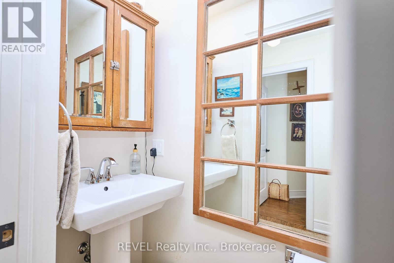 Photo 44 of 2890 Colony Road, Fort Erie ON