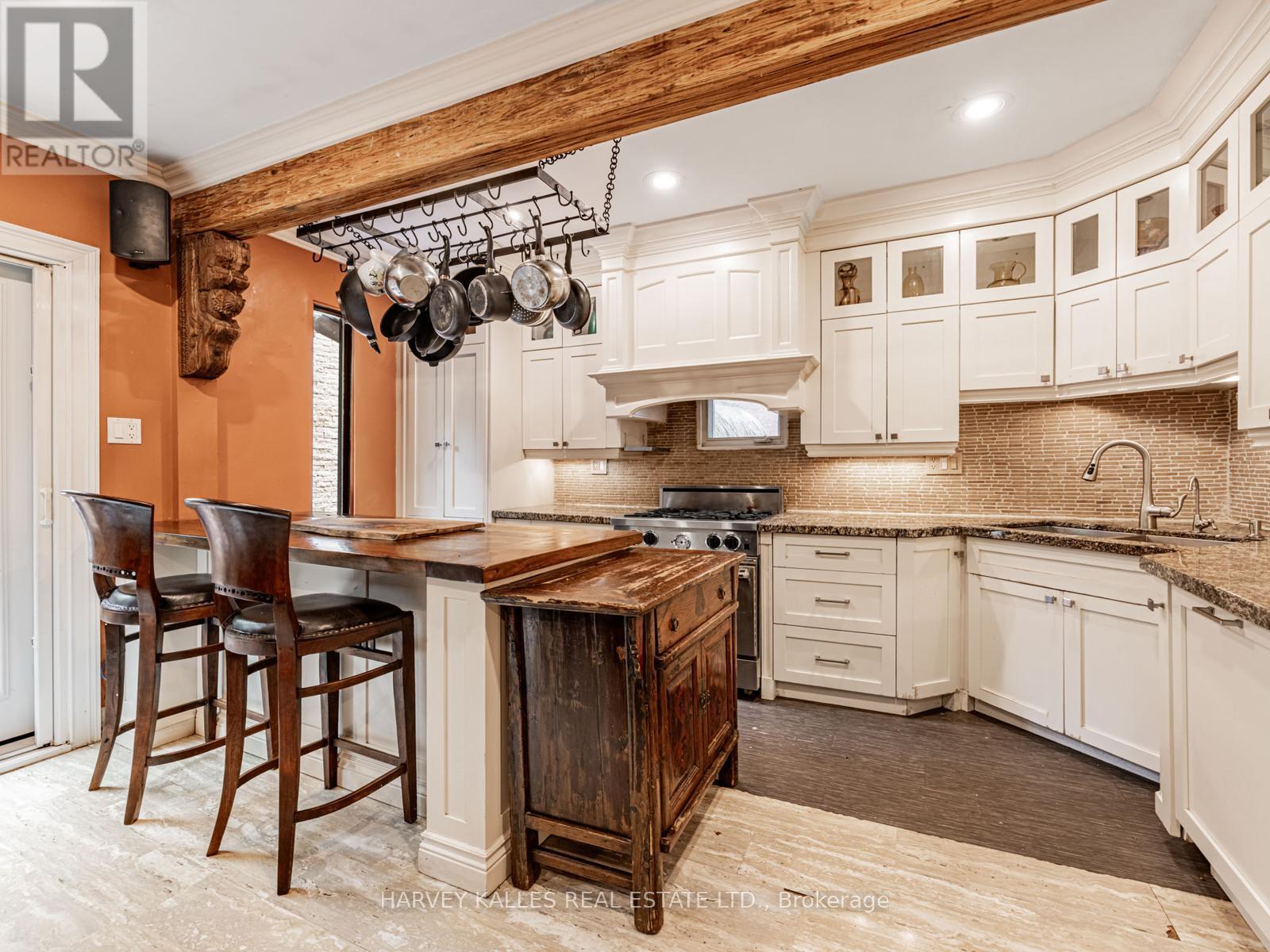 Photo 10 of 329 Glen Road, Toronto ON