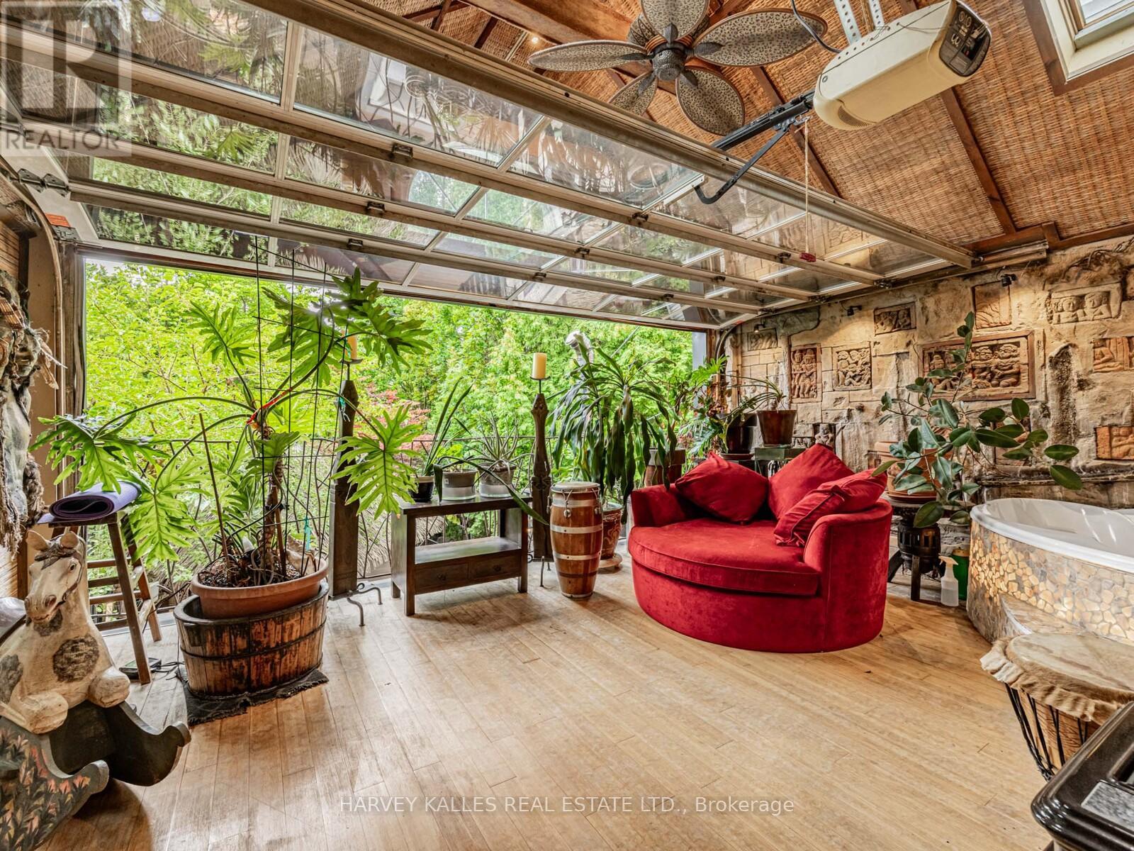 Photo 19 of 329 Glen Road, Toronto ON