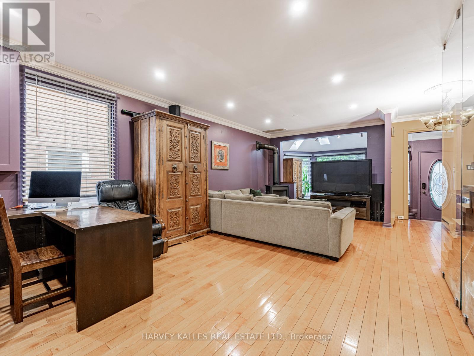 Photo 27 of 329 Glen Road, Toronto ON