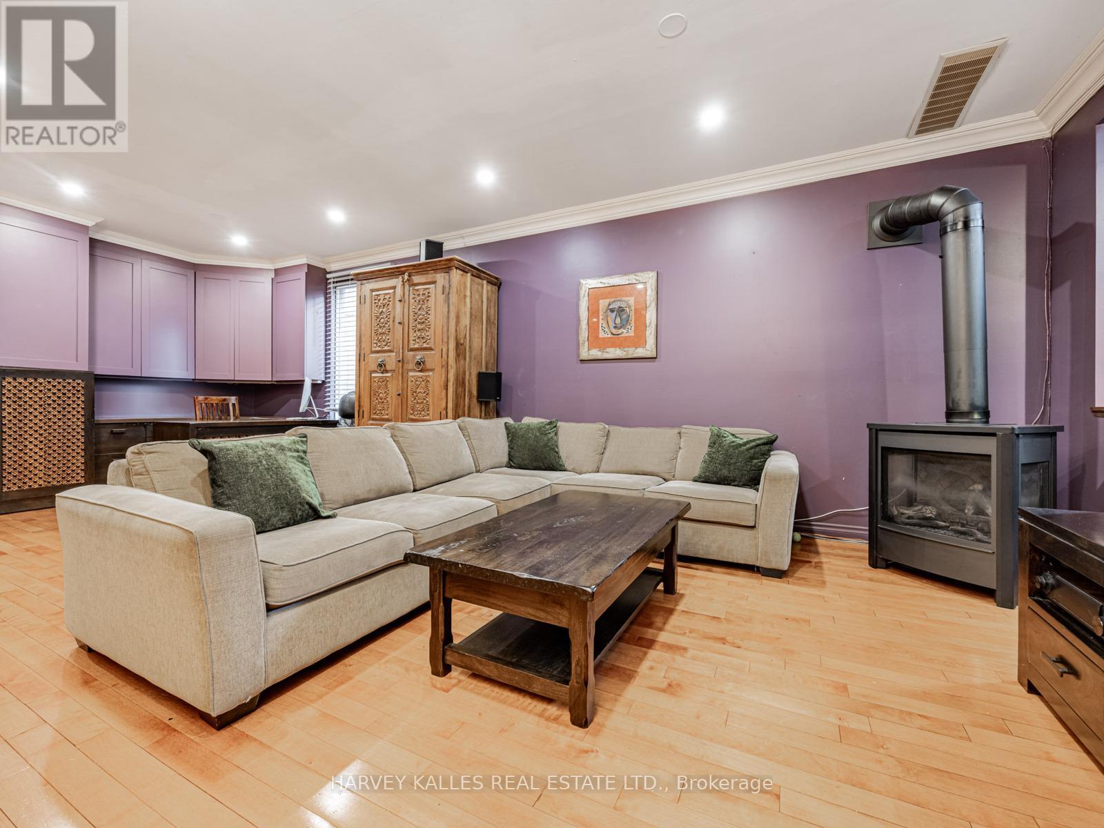Photo 29 of 329 Glen Road, Toronto ON