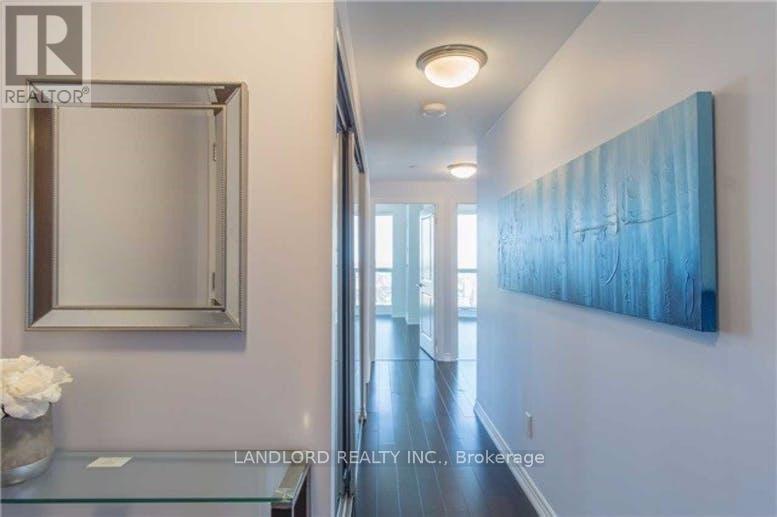 Photo 12 of 3507 386 Yonge Street, Toronto ON
