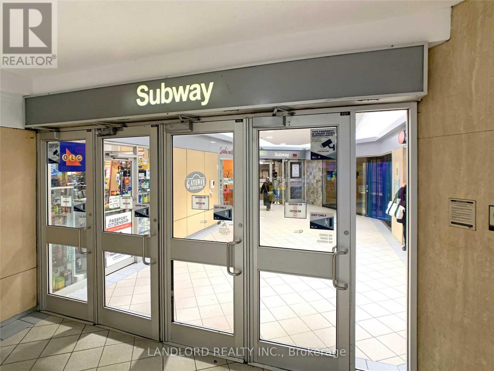 Photo 3 of 3507 386 Yonge Street, Toronto ON
