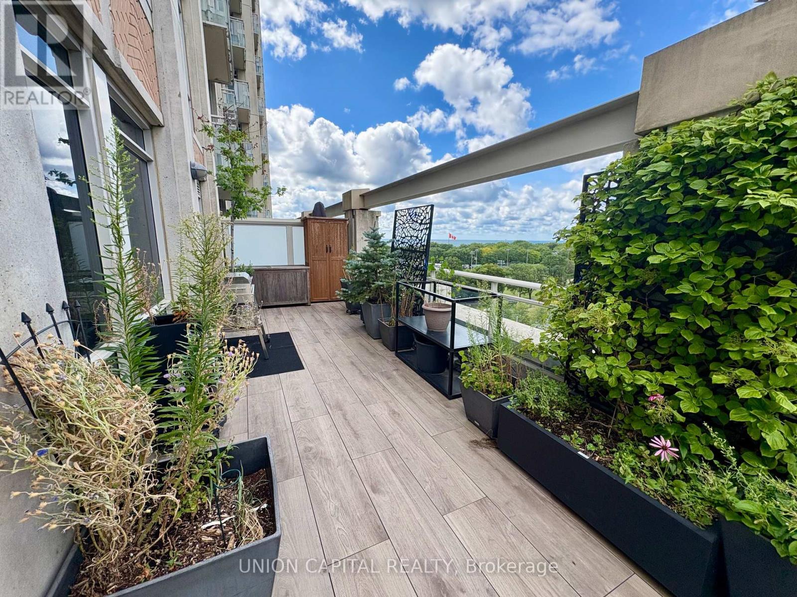 Photo 22 of 1006 628 Fleet Street, Toronto ON