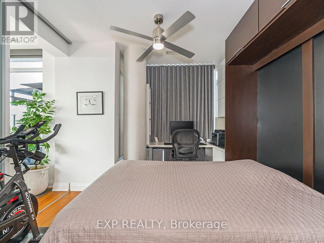 Photo 12 of 911 90 Stadium Road S, Toronto ON