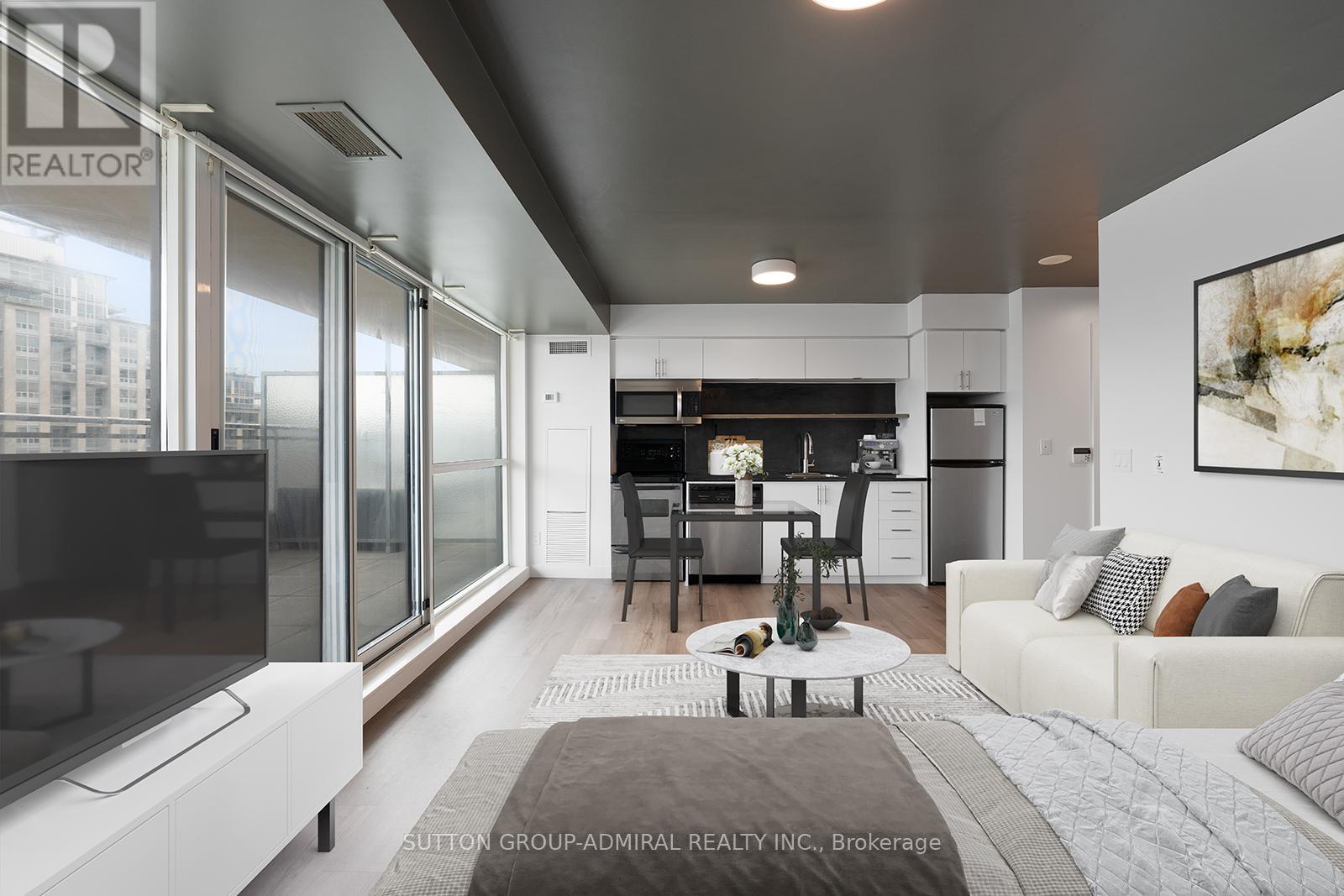 Photo 2 of 605 80 Western Battery Road, Toronto ON