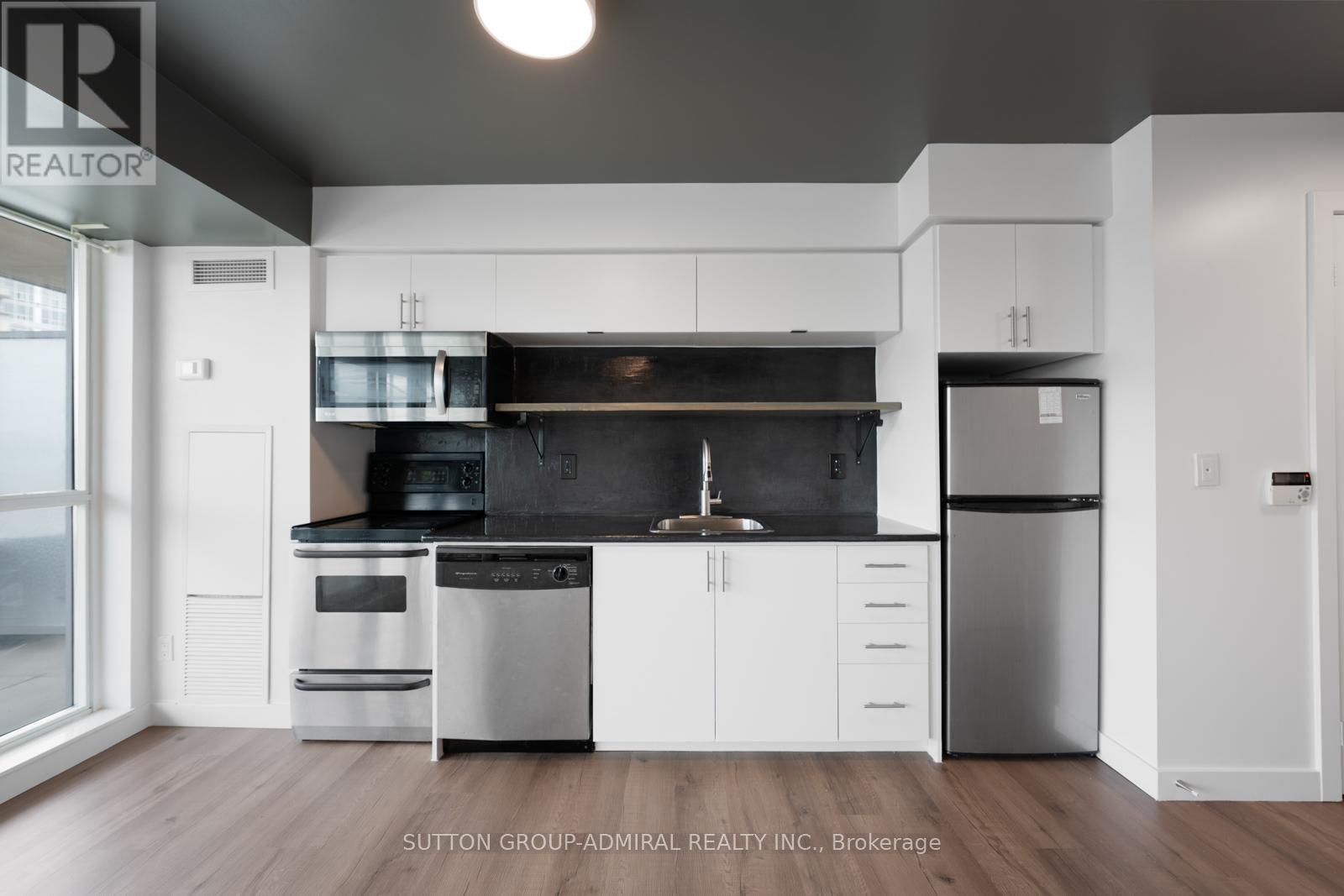Photo 15 of 605 80 Western Battery Road, Toronto ON