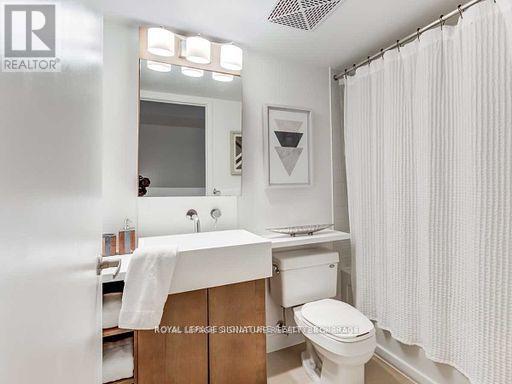 Photo 13 of Th 110 15 Brunel Court, Toronto ON
