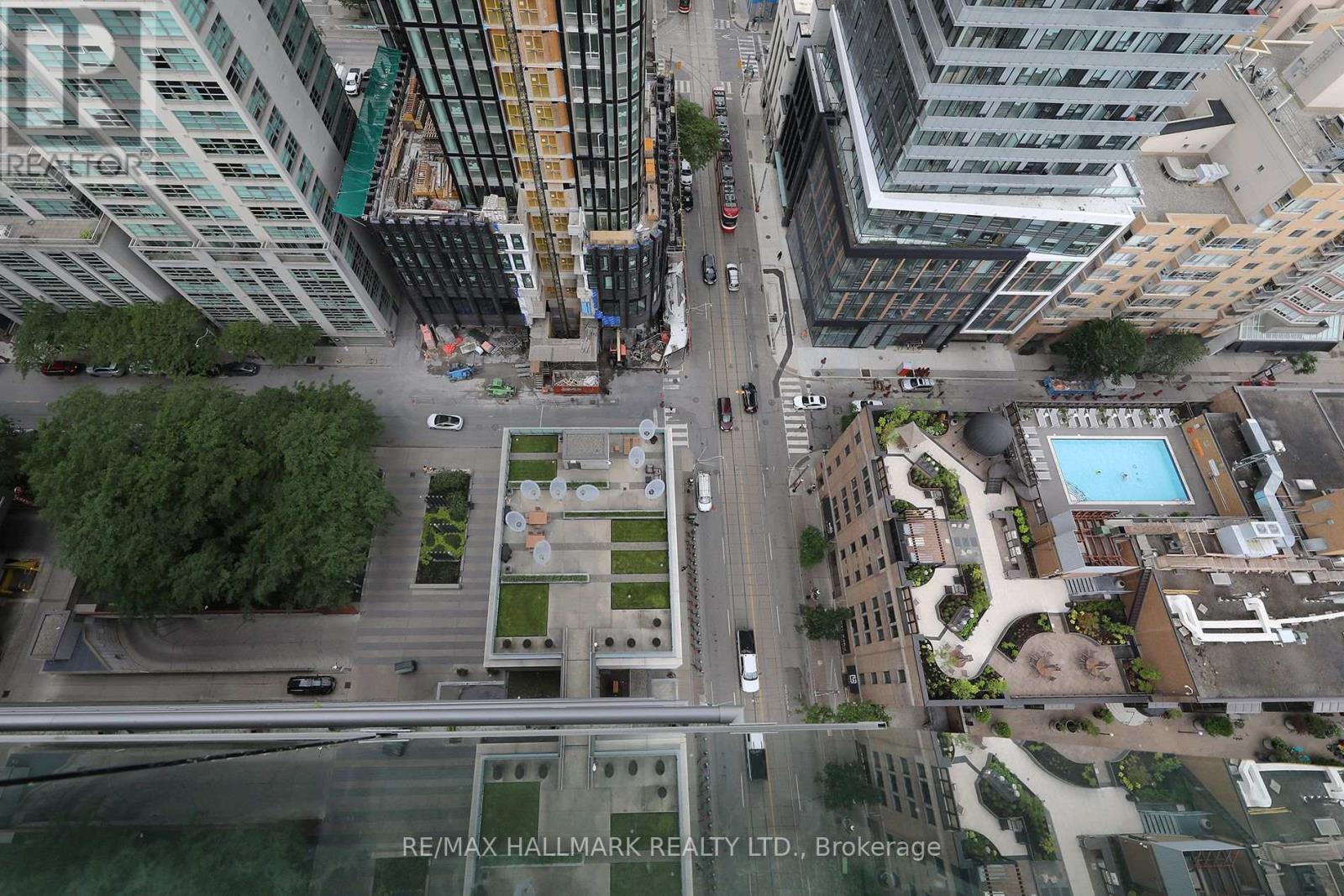 Photo 31 of 2406 33 Lombard Street, Toronto ON