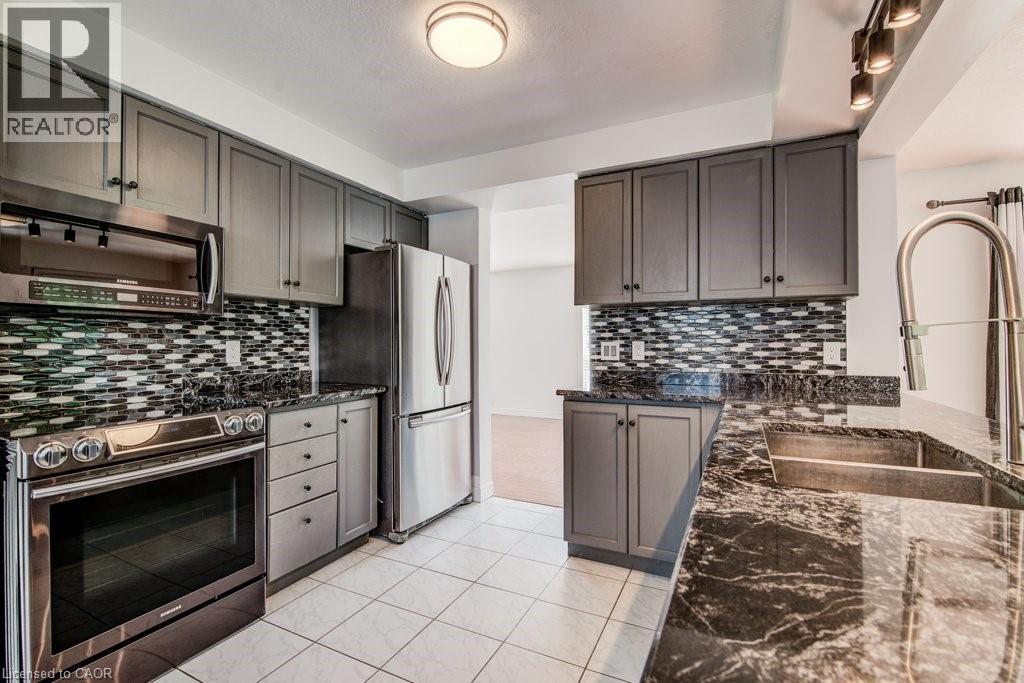 Photo 26 of 153 Starwood Drive, Guelph ON