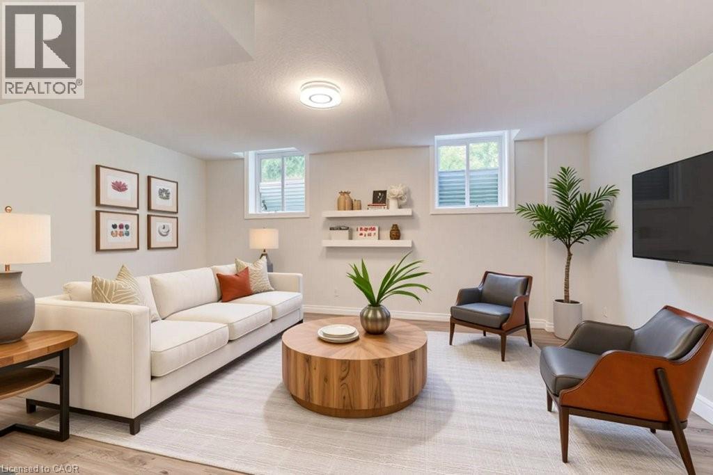Photo 35 of 153 Starwood Drive, Guelph ON