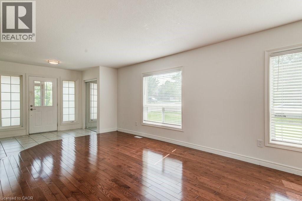 Photo 24 of 153 Starwood Drive, Guelph ON